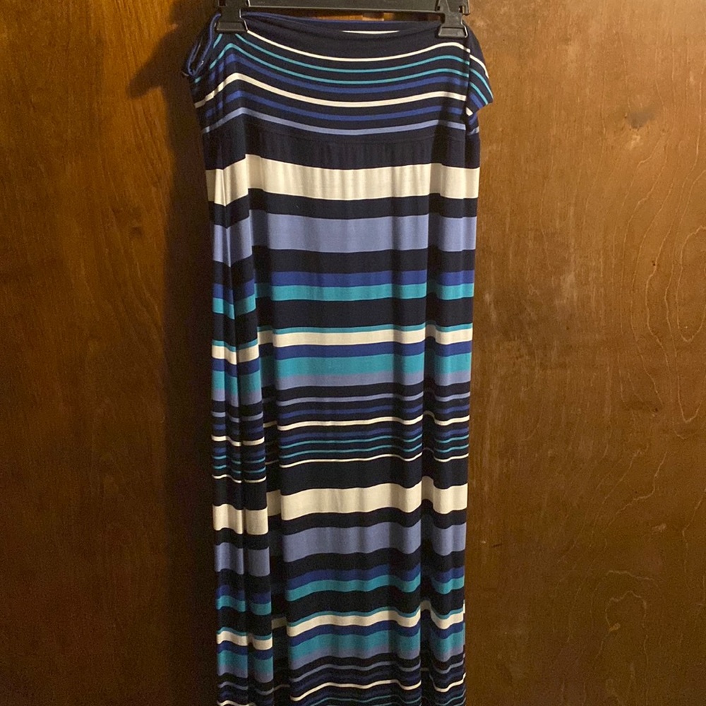 Max studio long maxi skirt strips stripped size large women’s